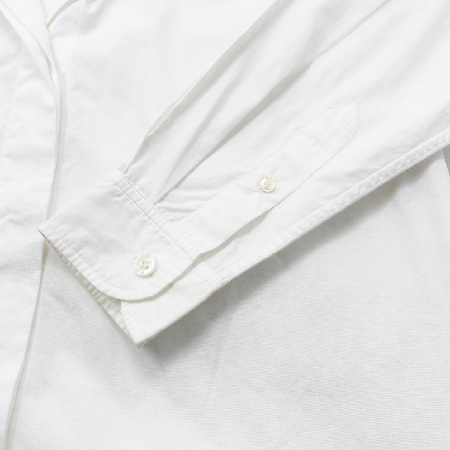 Hermès Fall 2001 Margiela White Collarless shirt