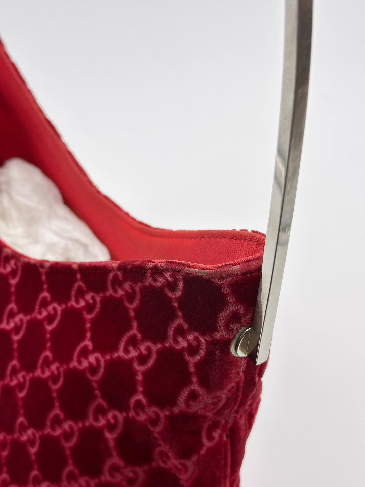 Gucci Fall 1997 Tom Ford Rihanna Red Monogram Velvet Handbag