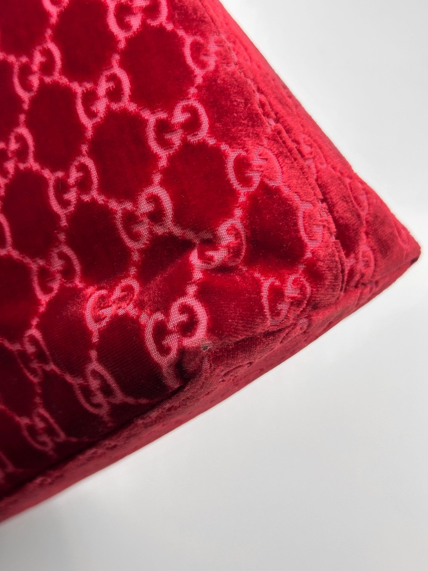 Gucci Fall 1997 Tom Ford Rihanna Red Monogram Velvet Handbag