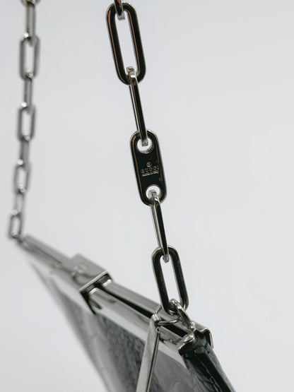 Gucci Spring 2000 Tom Ford Green & Silver Ostrich Leg Leather Chain Link Slim Clasp Clutch Bag