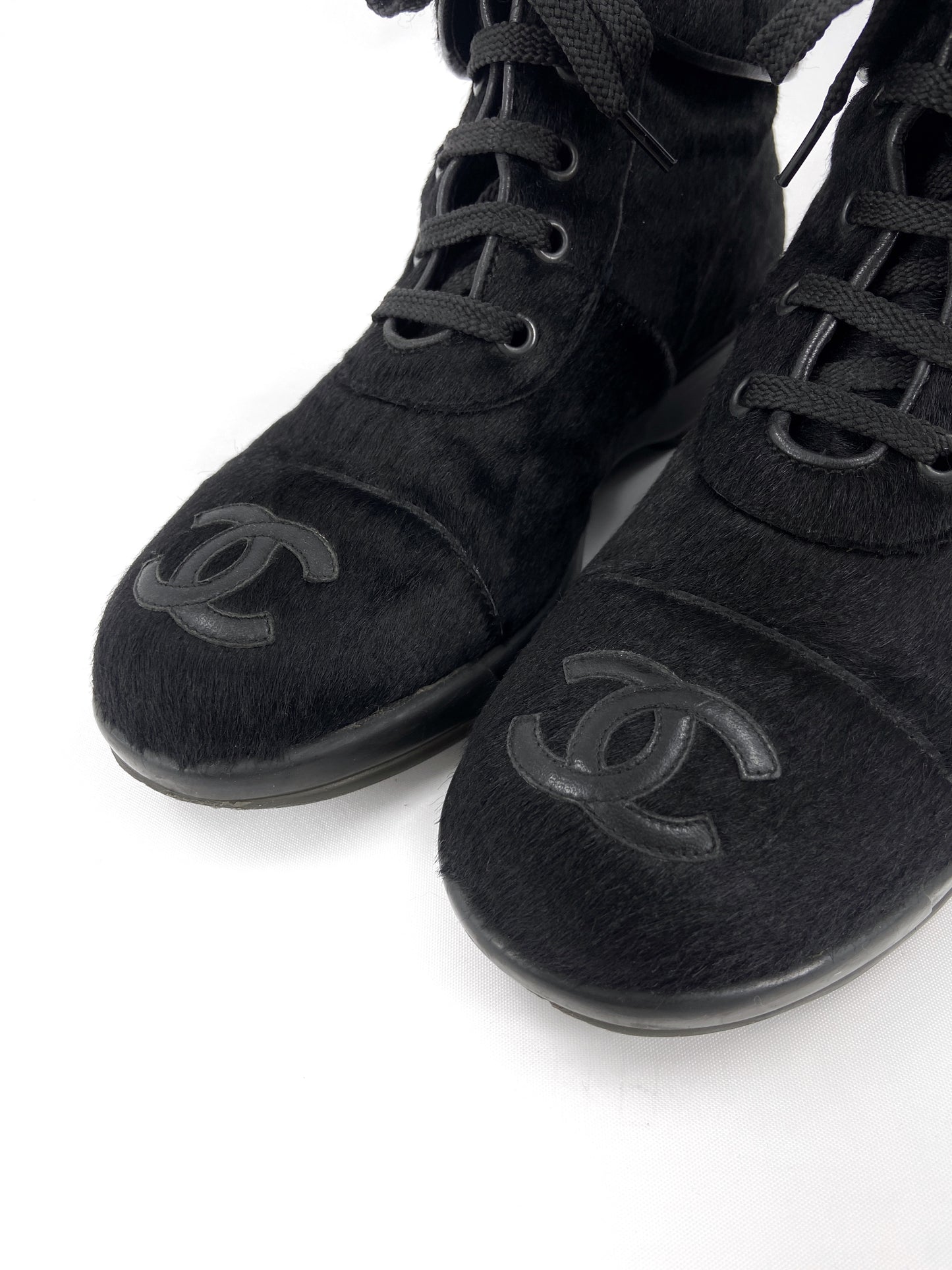 Chanel Fall 2000 Karl Lagerfeld Pony hair Calfskin Logo Quilted Combat boot 38