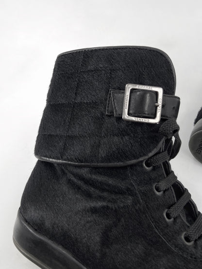 Chanel Fall 2000 Karl Lagerfeld Pony hair Calfskin Logo Quilted Combat boot 38