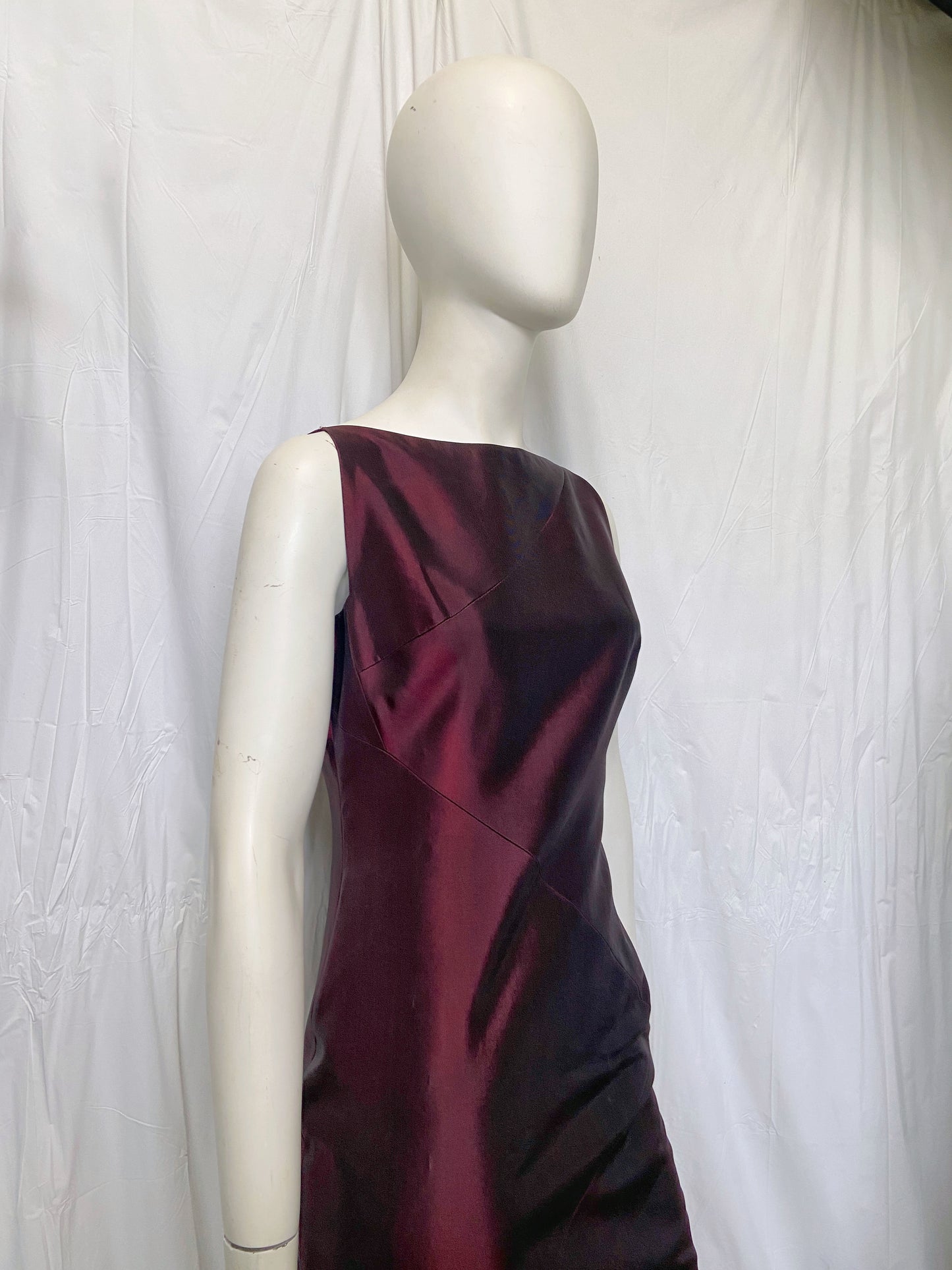 Gucci Spring 1998 Tom Ford Red Satin Pencil Dress 38