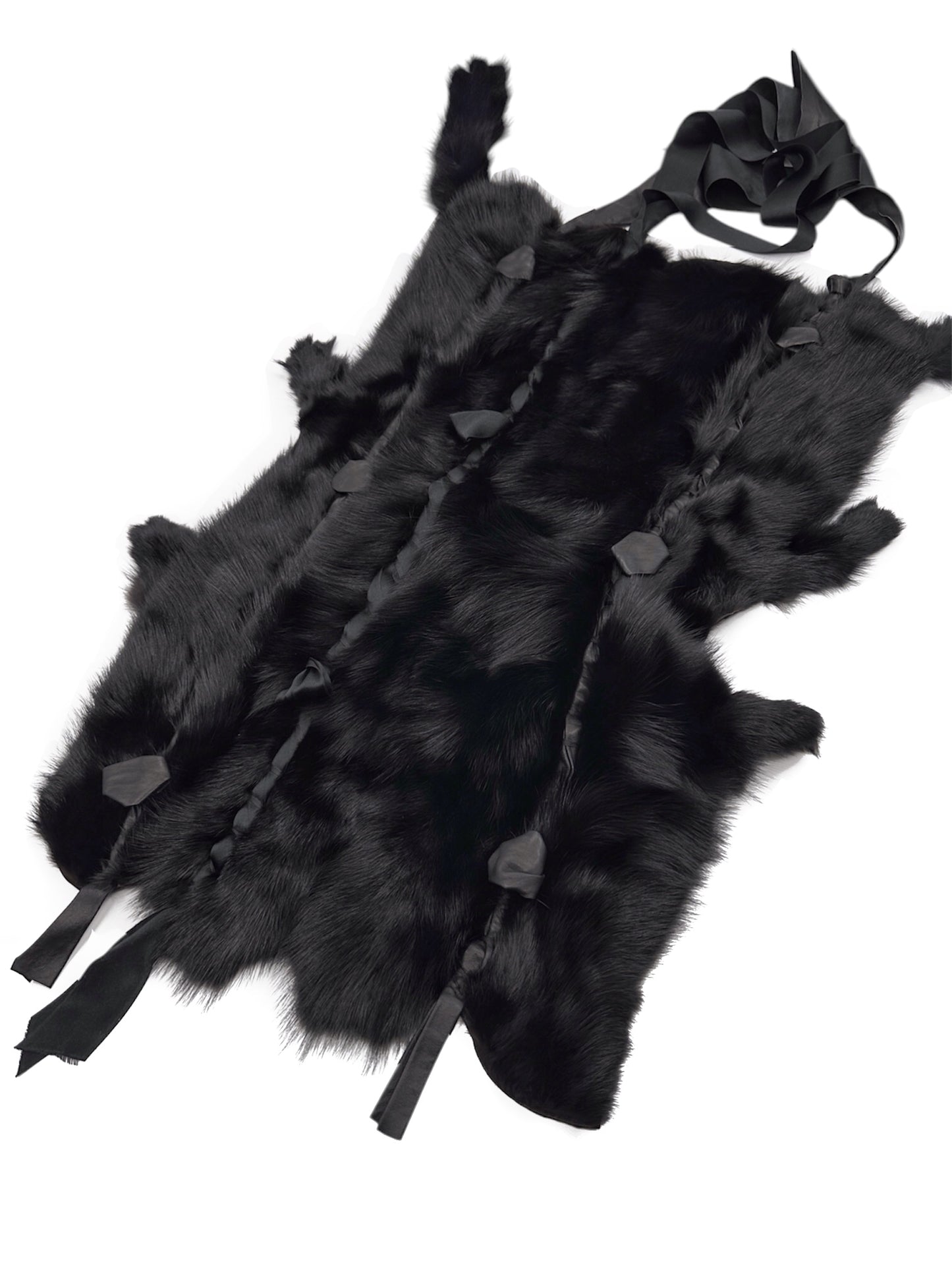 FINALE Gucci Fall 2002 Tom Ford Black Fitch Fur Pelt Stole with Leather & Silk Satin Ribbons