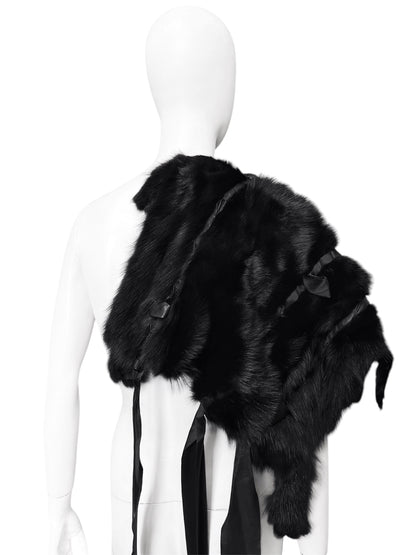 FINALE Gucci Fall 2002 Tom Ford Black Fitch Fur Pelt Stole with Leather & Silk Satin Ribbons