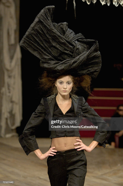 Alexander Mcqueen Spring 2007 Runway Black Silk Bumster Pants 38