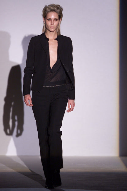 Gucci Fall 2001 Tom Ford 3-Buttoned Black Laine Wool Blazer Jacket Skirt Set 42&38