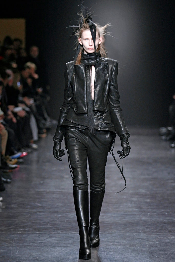 Ann Demeulemeester fall 2011 convertible horse hair belt riding boot