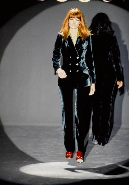 Gucci Fall 1995 Runway Velvet Double-Breasted Blazer 40