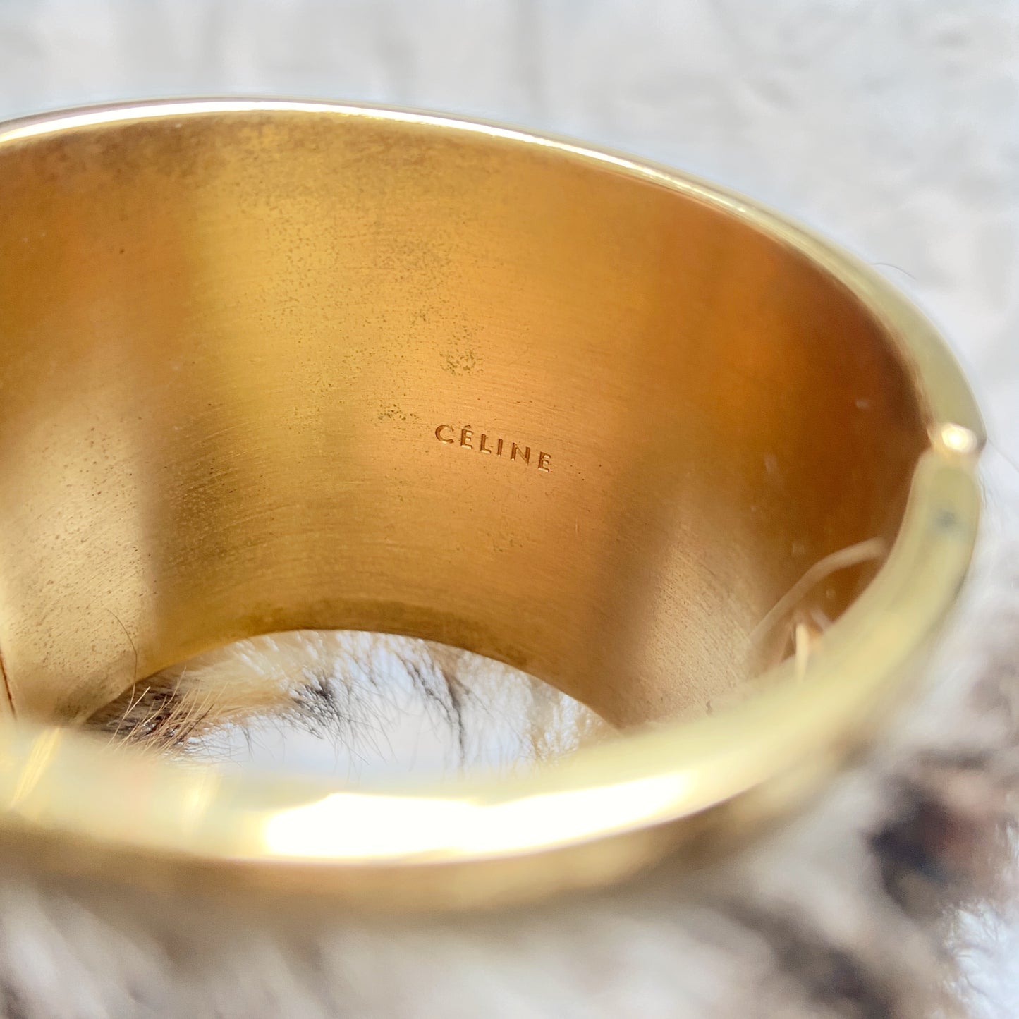 CÉLINE Phoebe Philo Leopard Fur gold bracelet