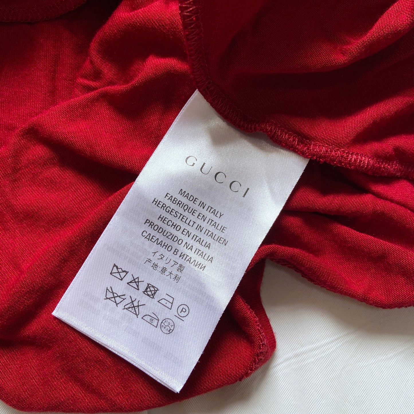 Gucci red blouse with bow M