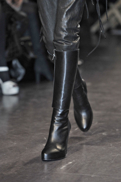 Ann Demeulemeester fall 2011 convertible horse hair belt riding boot