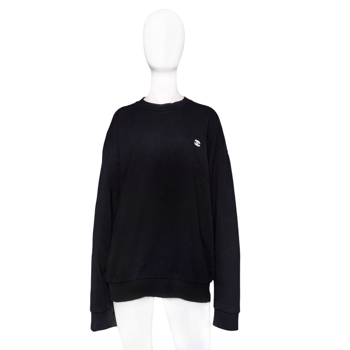 Chanel black uniform logo sweater L – Dusty Archive