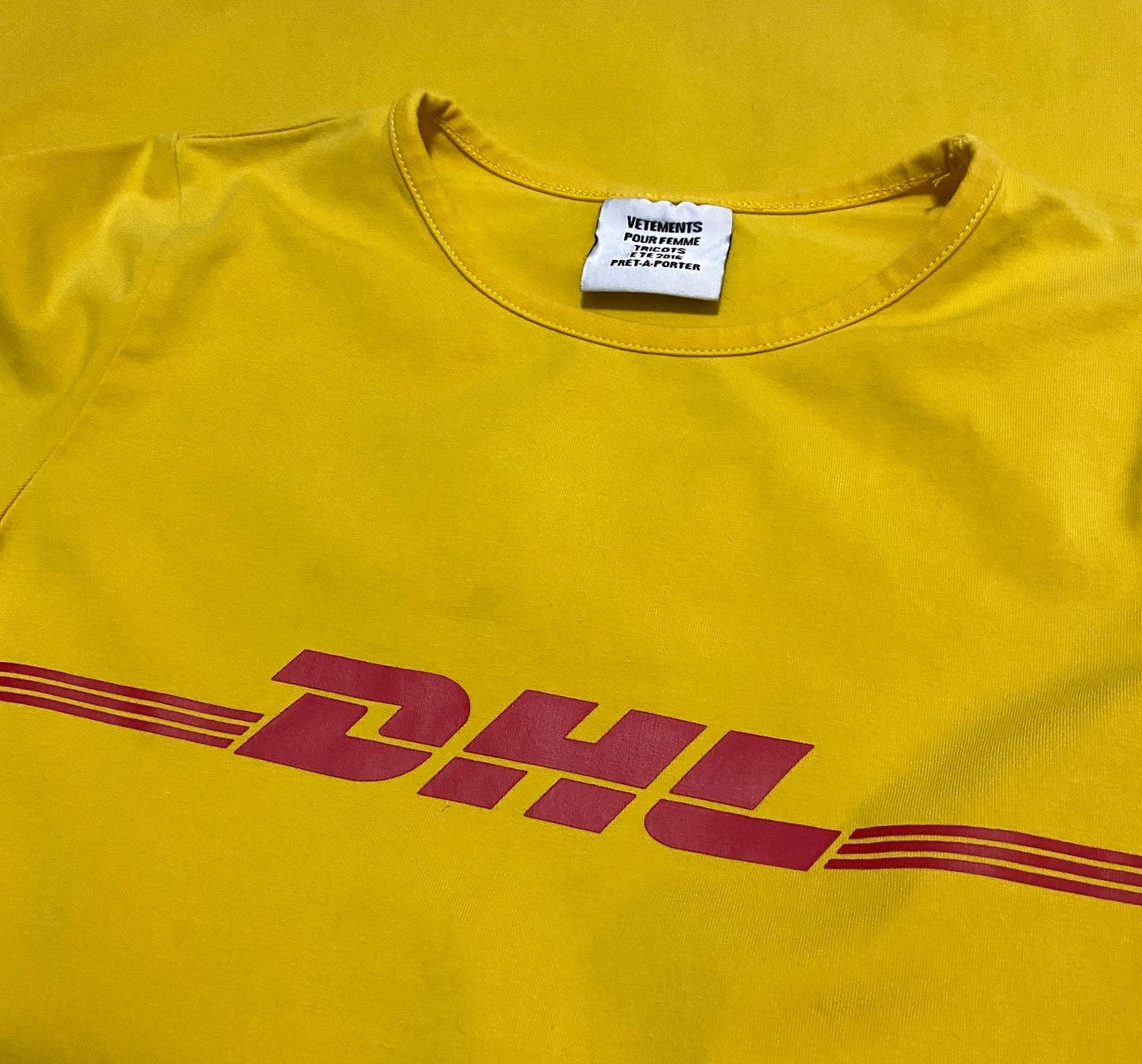 Dhl discount shirt vetements