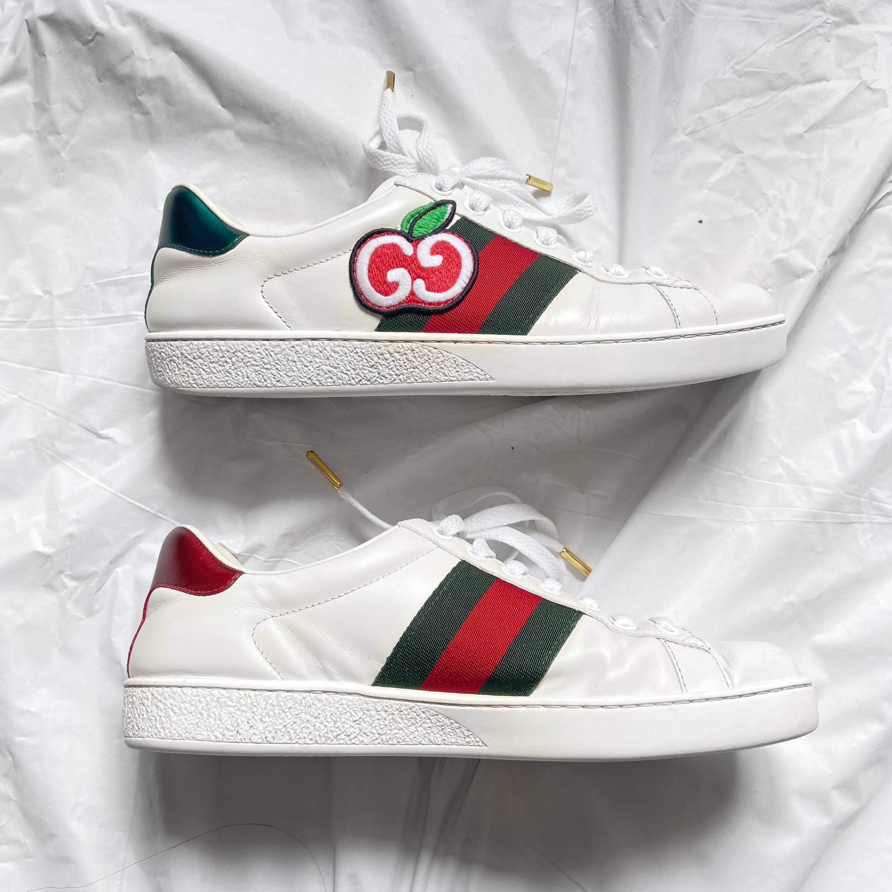 Gucci 2024 cherry shoes